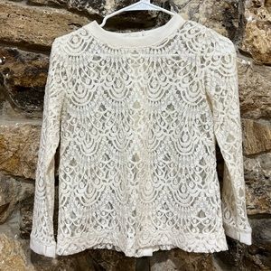Beautiful lace detail top